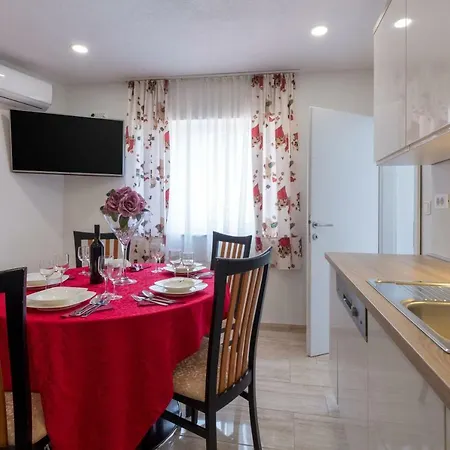 Holiday Home Vesna Baska Voda Exterior photo